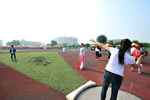中小學(xué)體育器材 鉛球.jpg