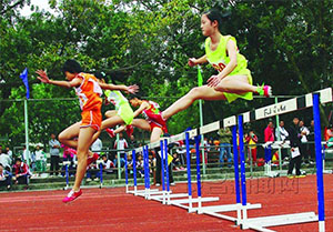 中小學(xué)體育器材 田徑.jpg